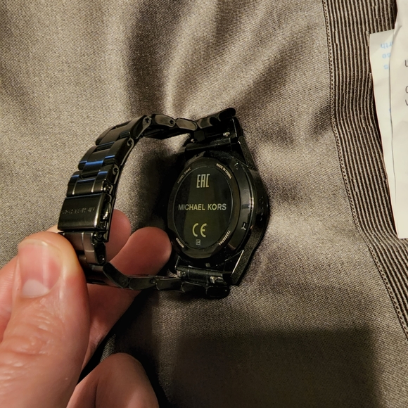 Michael Kors smart watch - Picture 2 of 2